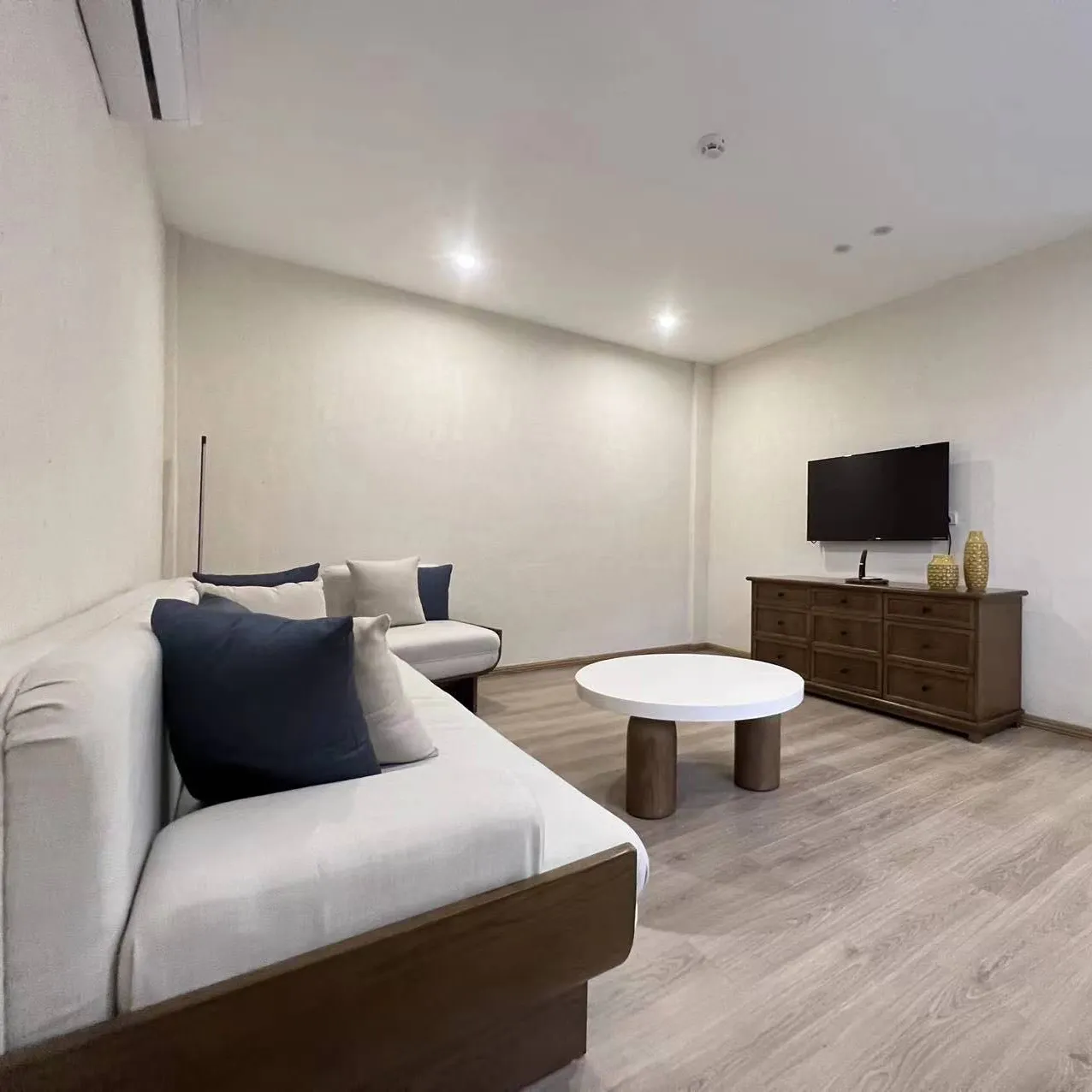 PHOENIX_resort-vip1-en5
