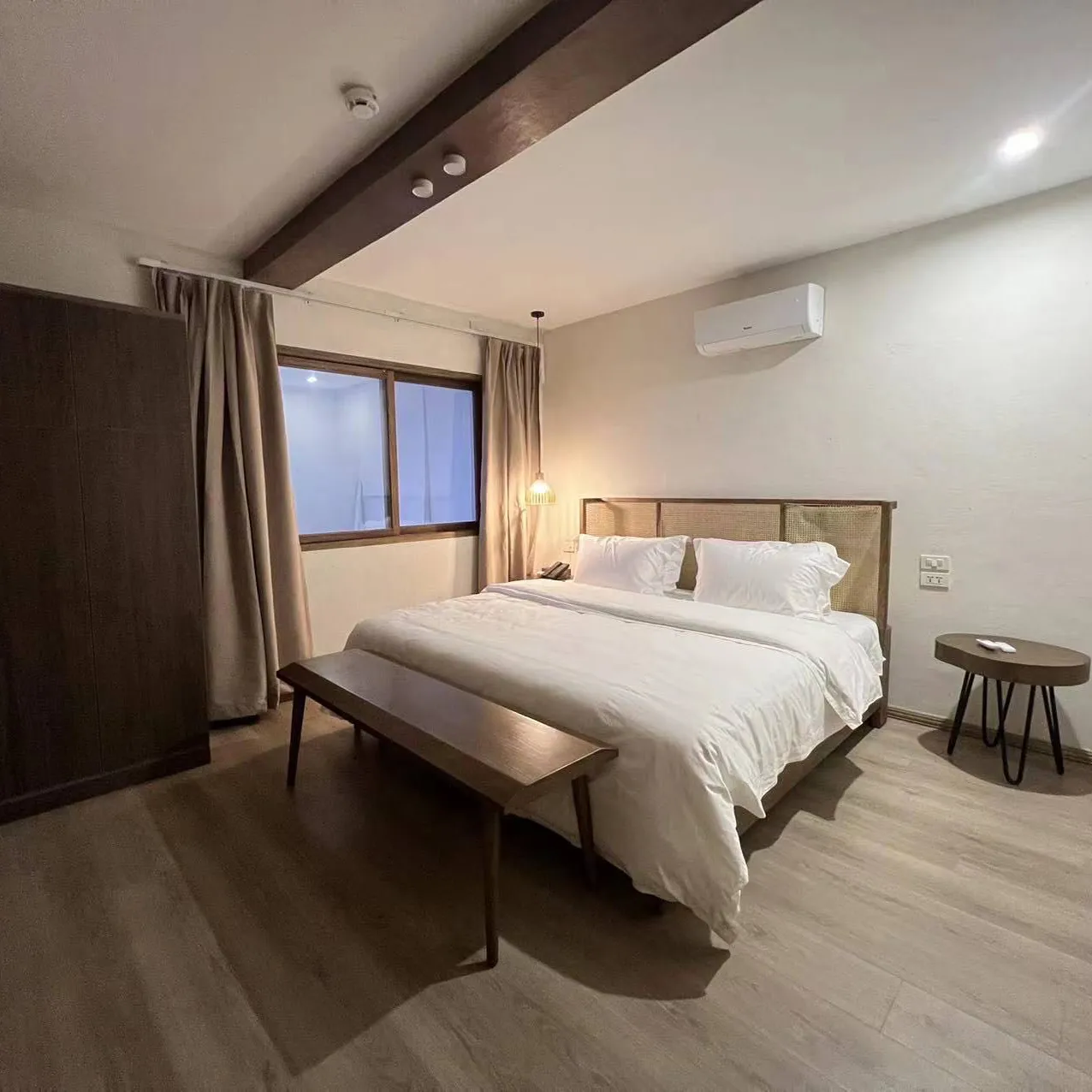 PHOENIX_resort-vip6-en5