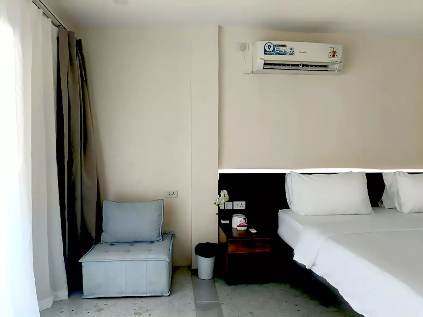 phoenix_b1_room_view (8)